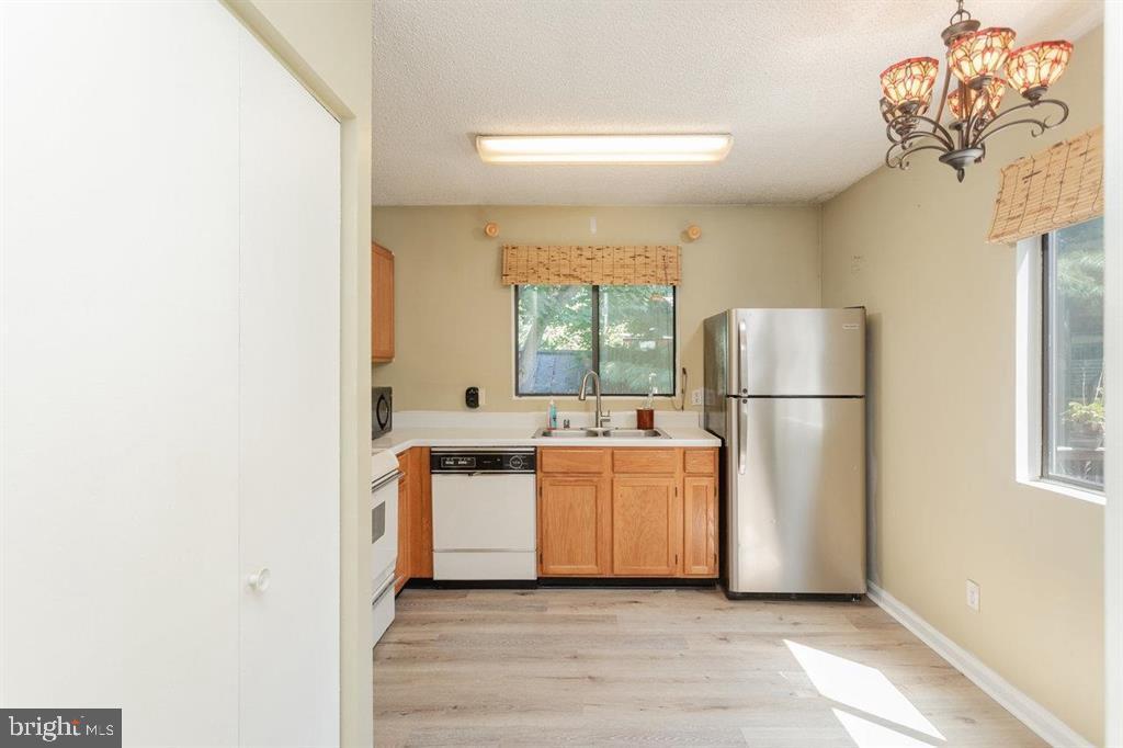 510 STONEFIELD CT, HARRISONBURG, Virginia 22802, 3 Bedrooms Bedrooms, ,2 BathroomsBathrooms,Residential,For sale,510 STONEFIELD CT,VAHC2000464 MLS # VAHC2000464