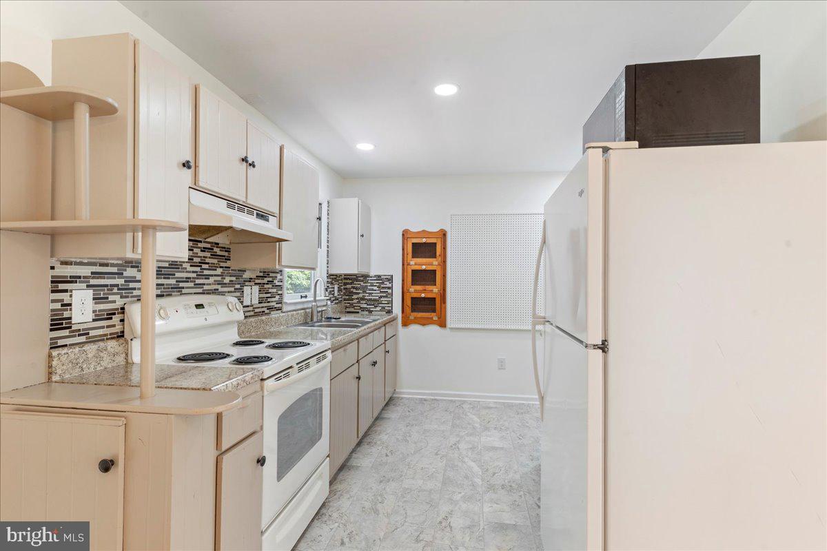 2258 JOHN TUCKER RD, ARODA, Virginia 22709, 3 Bedrooms Bedrooms, ,2 BathroomsBathrooms,Residential,For sale,2258 JOHN TUCKER RD,VAMA2002368 MLS # VAMA2002368