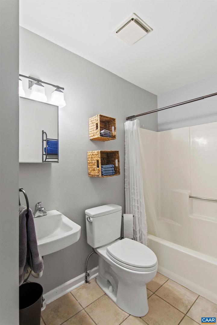 612 BROWN ST, CHARLOTTESVILLE, Virginia 22903, 3 Bedrooms Bedrooms, ,2 BathroomsBathrooms,Residential,For sale,612 BROWN ST,667864 MLS # 667864