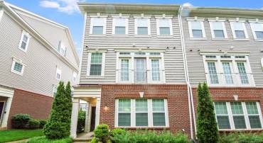 4722 DANE RIDGE CIR, WOODBRIDGE, Virginia 22193, 3 Bedrooms Bedrooms, ,3 BathroomsBathrooms,Residential,For sale,4722 DANE RIDGE CIR,VAPW2101552 MLS # VAPW2101552