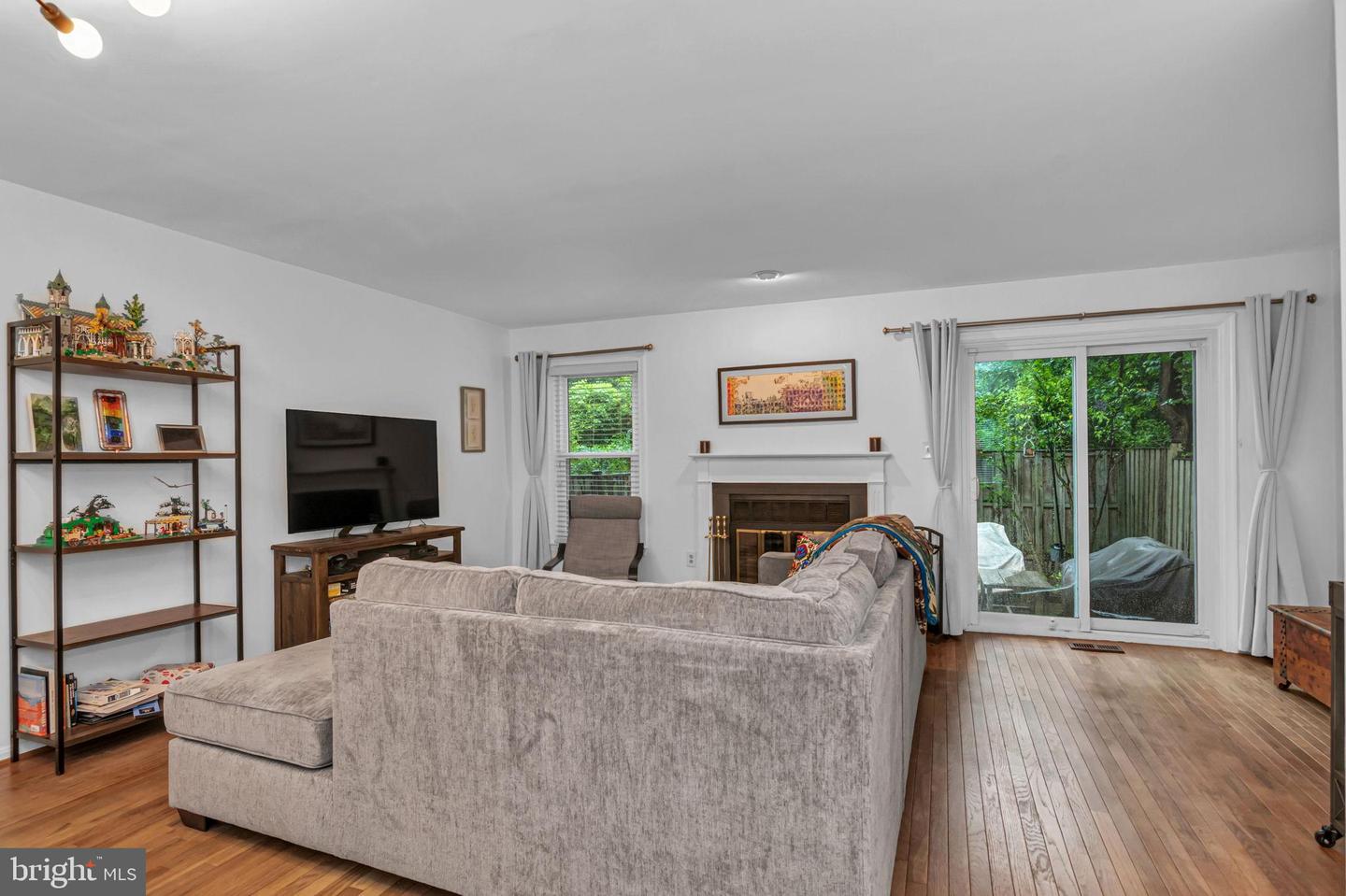 43 CARRIAGE HOUSE CIR, ALEXANDRIA, Virginia 22304, ,Residential,For sale,43 CARRIAGE HOUSE CIR,VAAX2048632 MLS # VAAX2048632