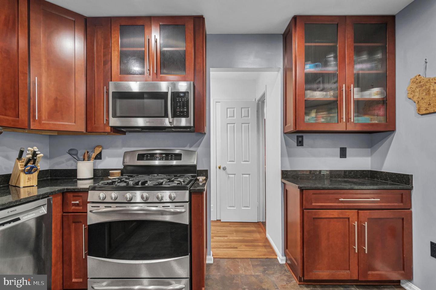 43 CARRIAGE HOUSE CIR, ALEXANDRIA, Virginia 22304, ,Residential,For sale,43 CARRIAGE HOUSE CIR,VAAX2048632 MLS # VAAX2048632