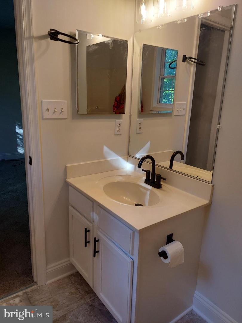 416 BLUEBIRD, WINCHESTER, Virginia 22602, 3 Bedrooms Bedrooms, ,2 BathroomsBathrooms,Residential,For sale,416 BLUEBIRD,VAFV2036110 MLS # VAFV2036110