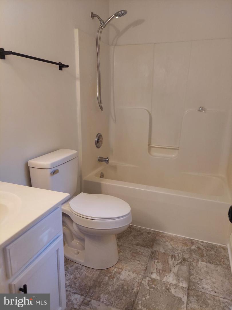 416 BLUEBIRD, WINCHESTER, Virginia 22602, 3 Bedrooms Bedrooms, ,2 BathroomsBathrooms,Residential,For sale,416 BLUEBIRD,VAFV2036110 MLS # VAFV2036110