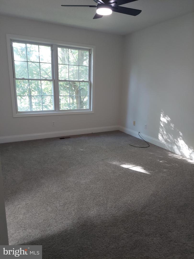 416 BLUEBIRD, WINCHESTER, Virginia 22602, 3 Bedrooms Bedrooms, ,2 BathroomsBathrooms,Residential,For sale,416 BLUEBIRD,VAFV2036110 MLS # VAFV2036110