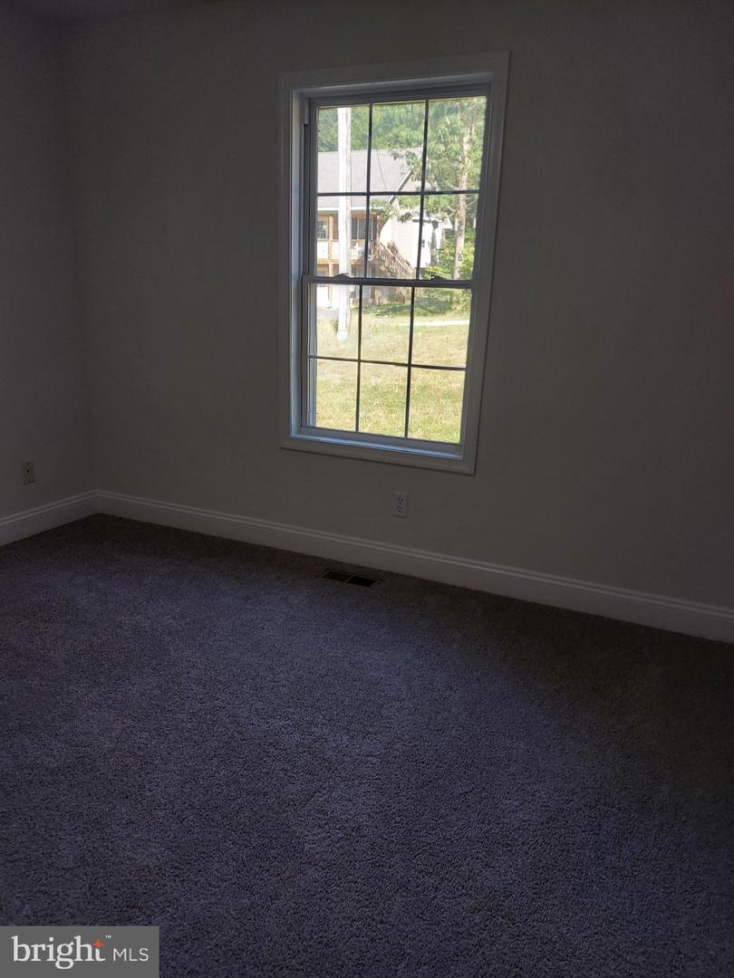 416 BLUEBIRD, WINCHESTER, Virginia 22602, 3 Bedrooms Bedrooms, ,2 BathroomsBathrooms,Residential,For sale,416 BLUEBIRD,VAFV2036110 MLS # VAFV2036110