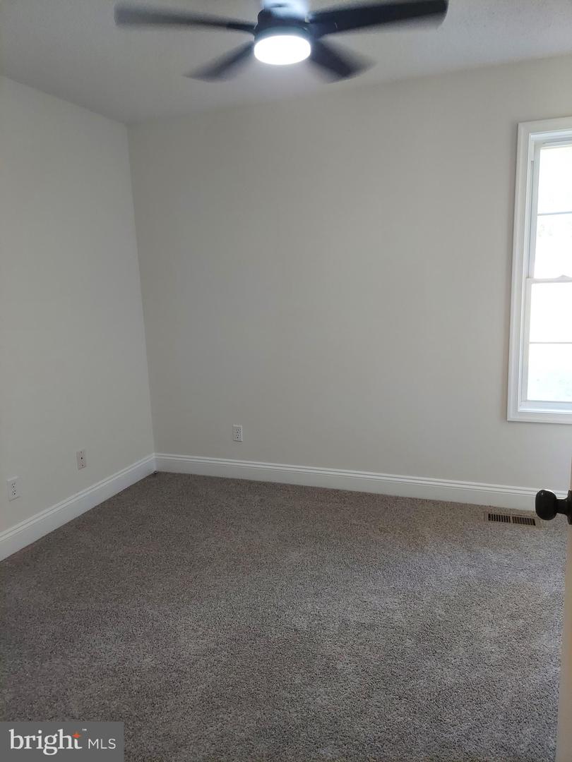 416 BLUEBIRD, WINCHESTER, Virginia 22602, 3 Bedrooms Bedrooms, ,2 BathroomsBathrooms,Residential,For sale,416 BLUEBIRD,VAFV2036110 MLS # VAFV2036110