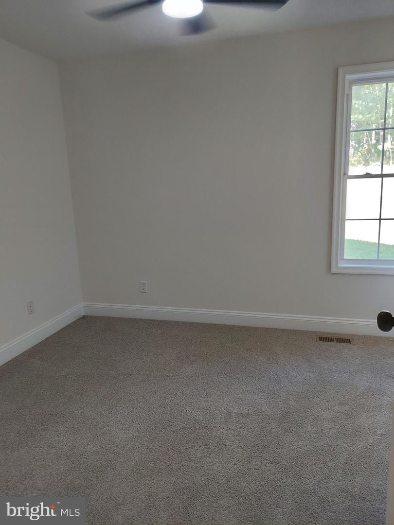416 BLUEBIRD, WINCHESTER, Virginia 22602, 3 Bedrooms Bedrooms, ,2 BathroomsBathrooms,Residential,For sale,416 BLUEBIRD,VAFV2036110 MLS # VAFV2036110