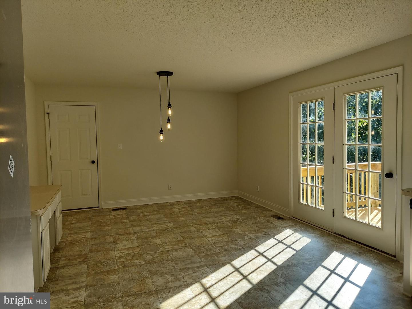 416 BLUEBIRD, WINCHESTER, Virginia 22602, 3 Bedrooms Bedrooms, ,2 BathroomsBathrooms,Residential,For sale,416 BLUEBIRD,VAFV2036110 MLS # VAFV2036110