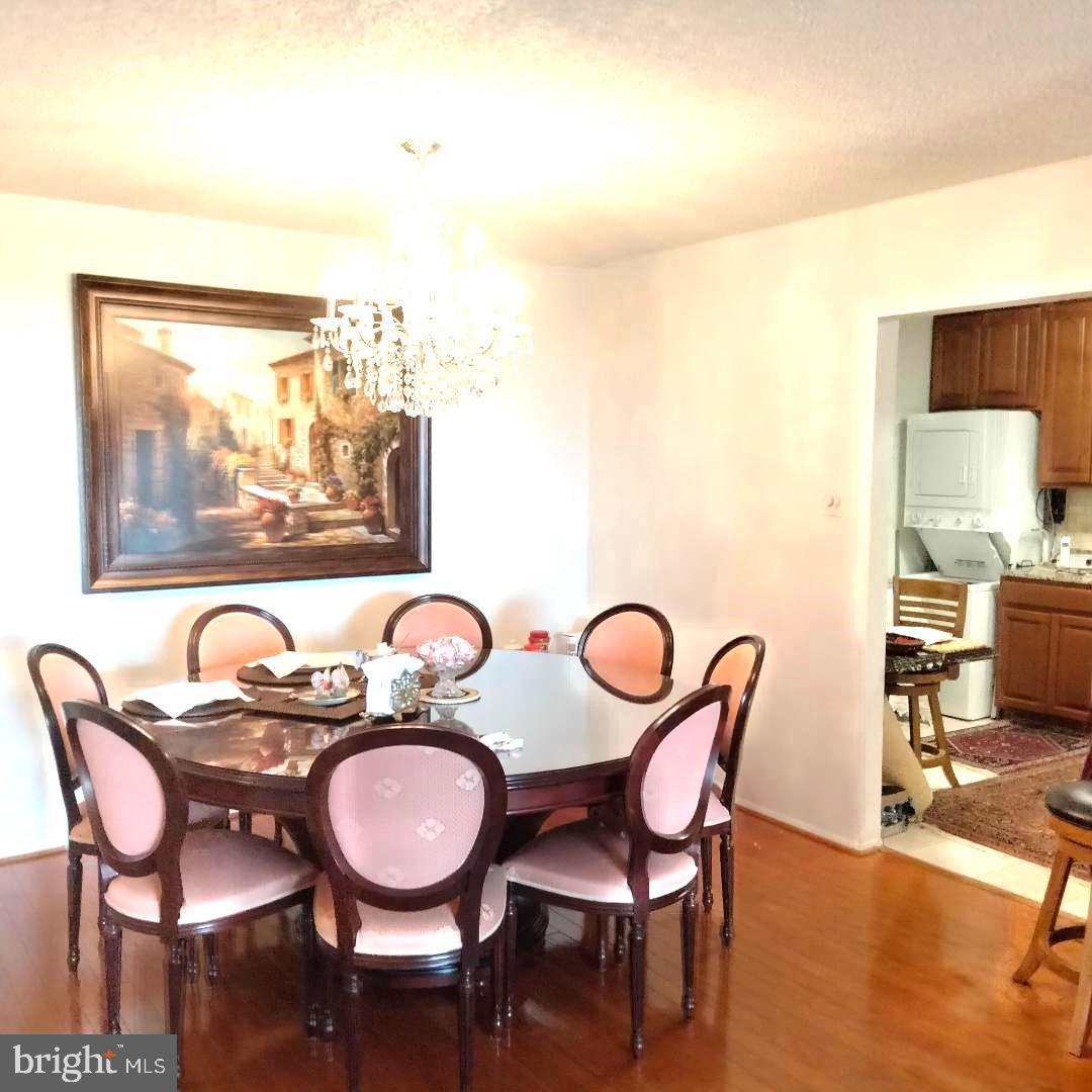 1800 OLD MEADOW RD #1412, MCLEAN, Virginia 22102, 1 Bedroom Bedrooms, 2 Rooms Rooms,1 BathroomBathrooms,Residential,For sale,1800 OLD MEADOW RD #1412,VAFX2261430 MLS # VAFX2261430