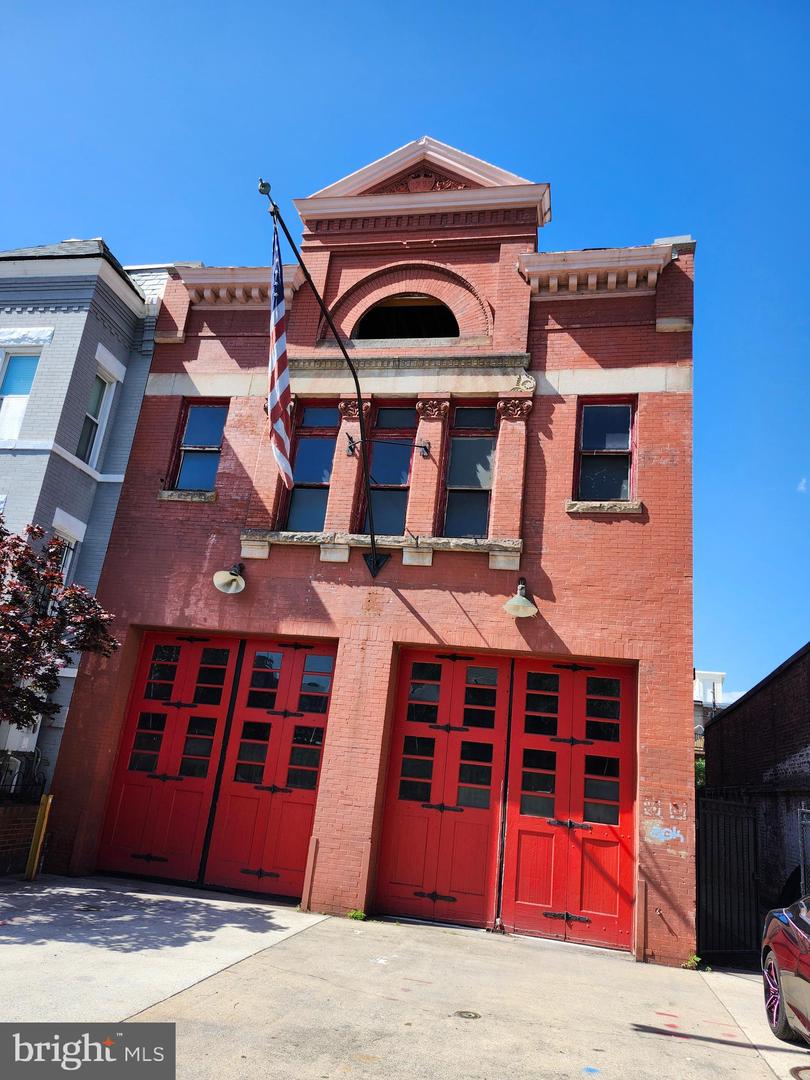219 M ST NW, WASHINGTON, District Of Columbia 20001, ,1 BathroomBathrooms,Residential,For sale,219 M ST NW,DCDC2215272 MLS # DCDC2215272