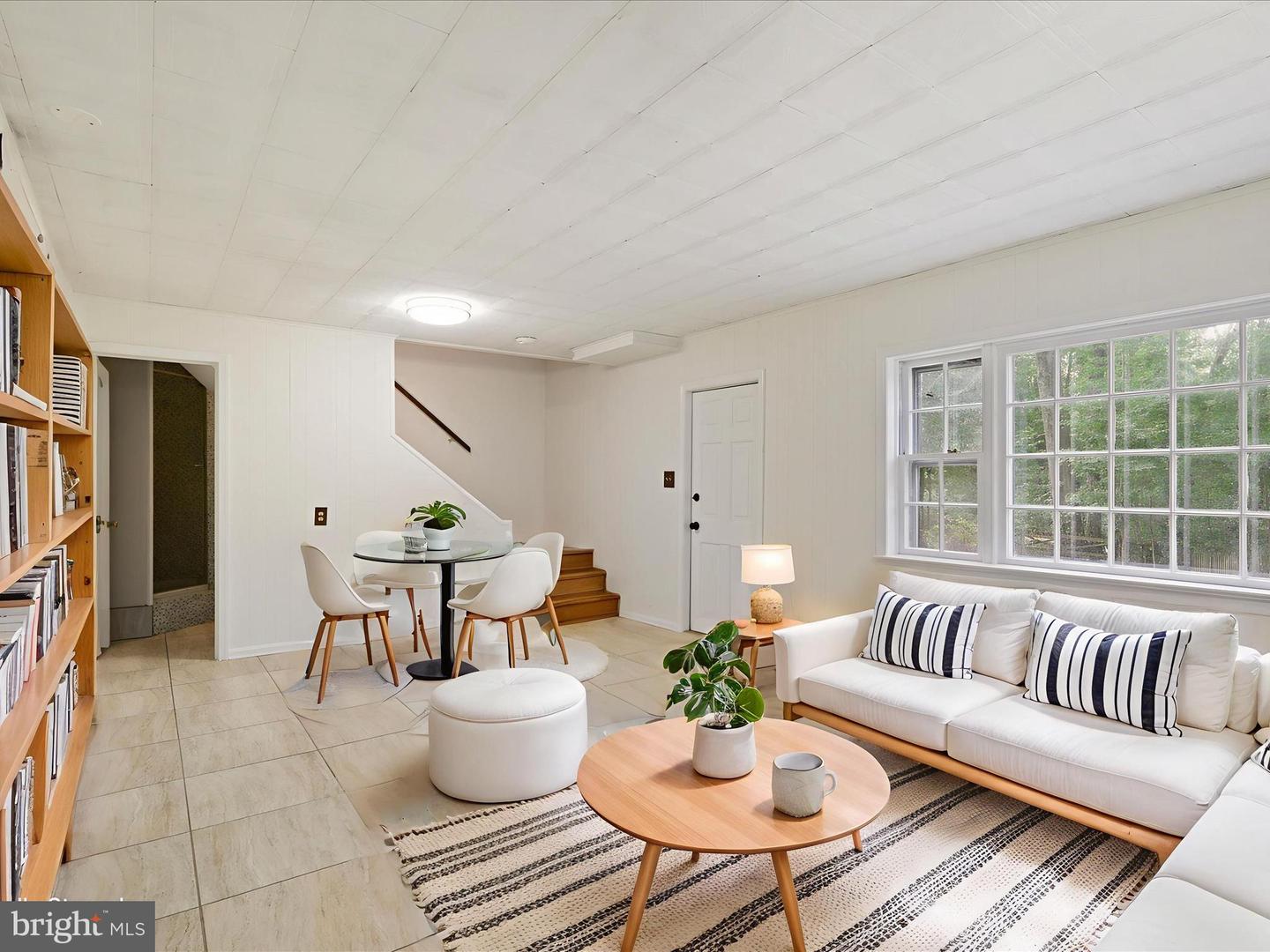 8600 MOUNT ZEPHYR DR, ALEXANDRIA, Virginia 22309, 4 Bedrooms Bedrooms, ,3 BathroomsBathrooms,Residential,For sale,8600 MOUNT ZEPHYR DR,VAFX2248166 MLS # VAFX2248166