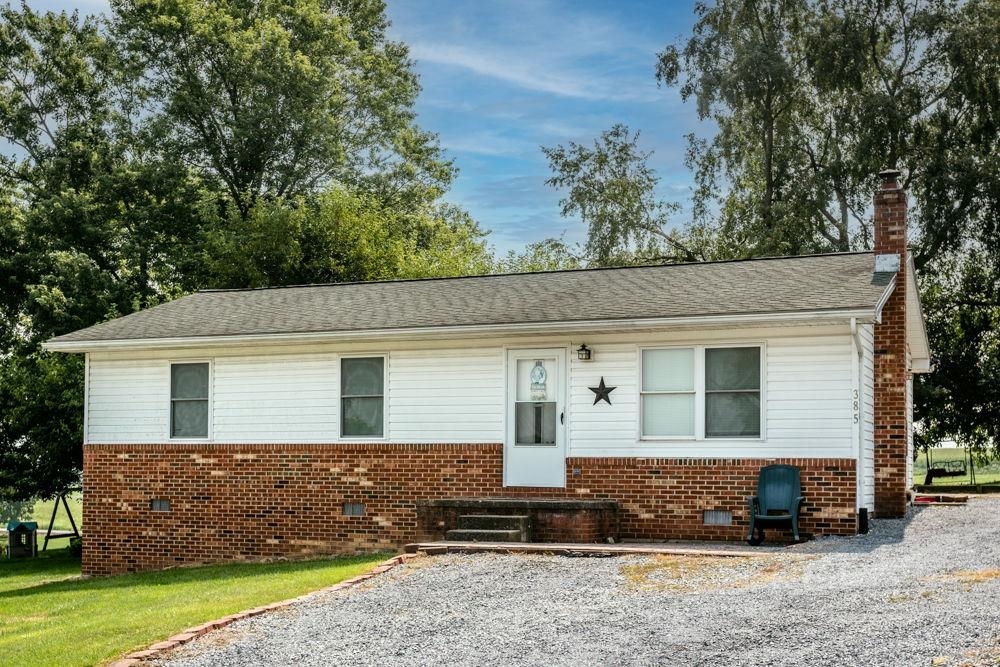 385 WALKER WAY, TIMBERVILLE, Virginia 22853, 3 Bedrooms Bedrooms, ,1 BathroomBathrooms,Residential,385 WALKER WAY,667874 MLS # 667874