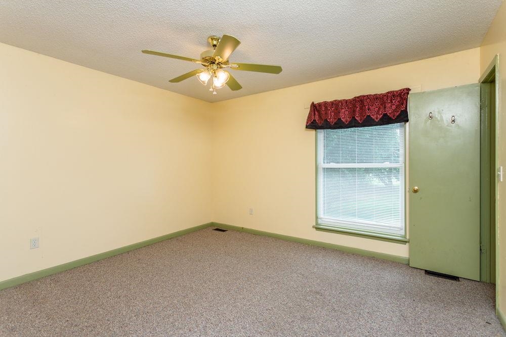 385 WALKER WAY, TIMBERVILLE, Virginia 22853, 3 Bedrooms Bedrooms, ,1 BathroomBathrooms,Residential,385 WALKER WAY,667874 MLS # 667874