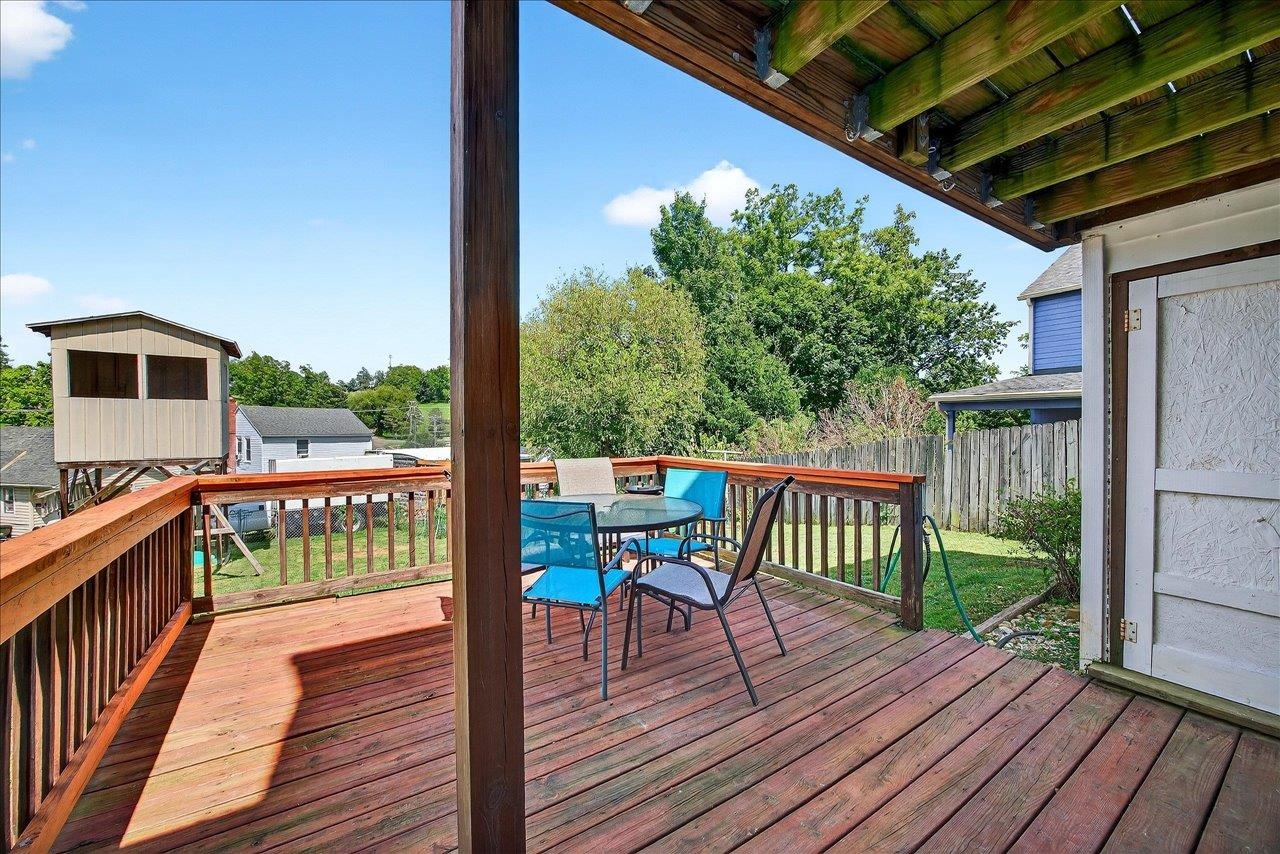 969 KINZLEY CT, STAUNTON, Virginia 24401, 3 Bedrooms Bedrooms, ,1 BathroomBathrooms,Residential,969 KINZLEY CT,667877 MLS # 667877