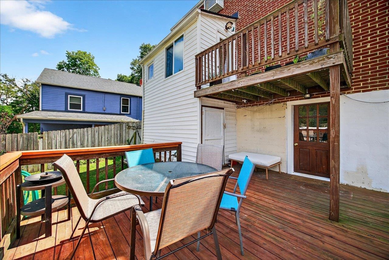 969 KINZLEY CT, STAUNTON, Virginia 24401, 3 Bedrooms Bedrooms, ,1 BathroomBathrooms,Residential,969 KINZLEY CT,667877 MLS # 667877