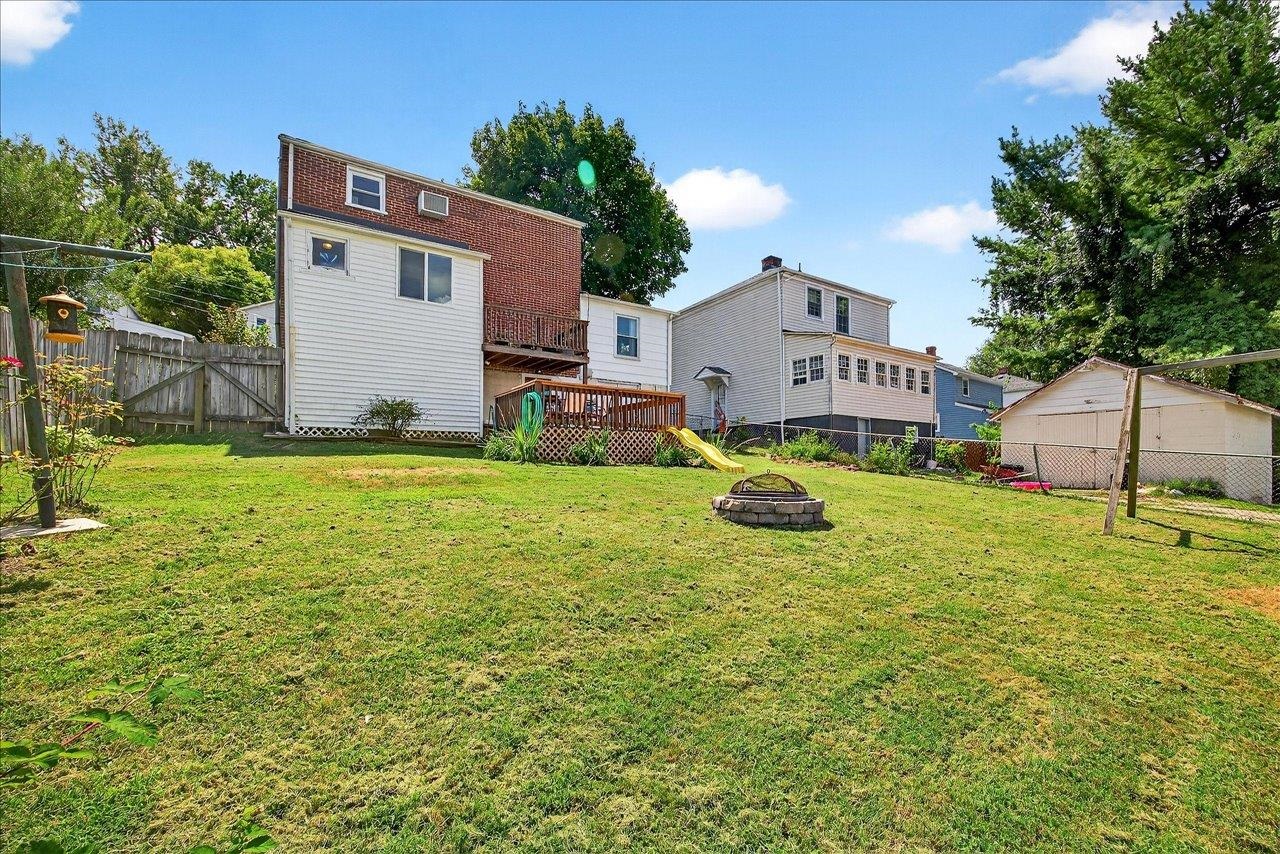 969 KINZLEY CT, STAUNTON, Virginia 24401, 3 Bedrooms Bedrooms, ,1 BathroomBathrooms,Residential,969 KINZLEY CT,667877 MLS # 667877
