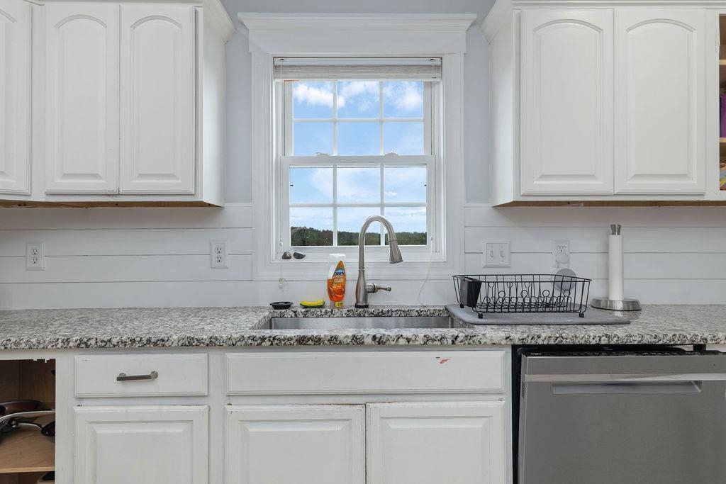 124 WEXFORD ST, STAUNTON, Virginia 24401, 3 Bedrooms Bedrooms, ,2 BathroomsBathrooms,Residential,124 WEXFORD ST,667879 MLS # 667879