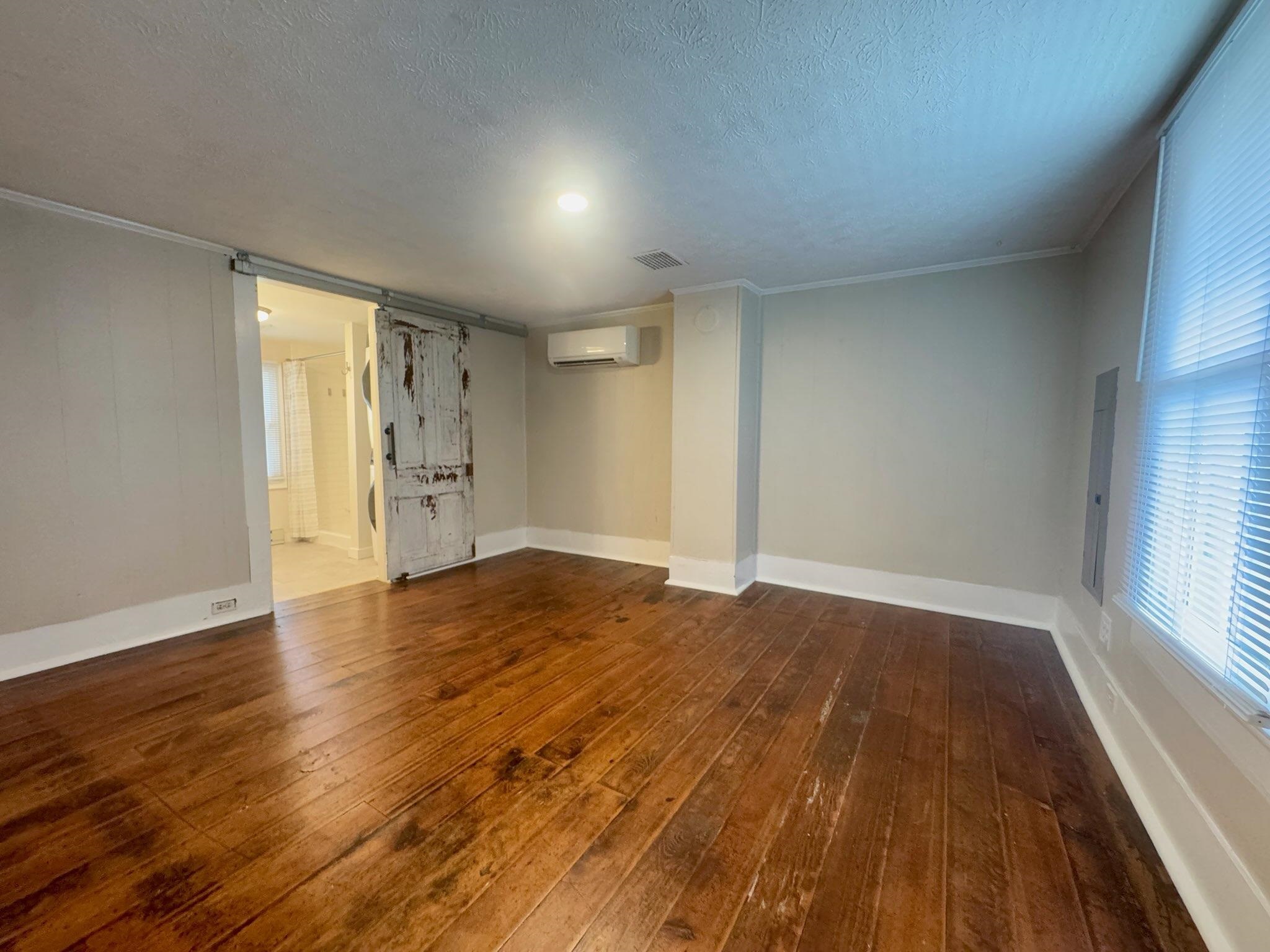 2368 LEE HWY, MOUNT SIDNEY, Virginia 24467, 2 Bedrooms Bedrooms, ,1 BathroomBathrooms,Residential,2368 LEE HWY,667880 MLS # 667880
