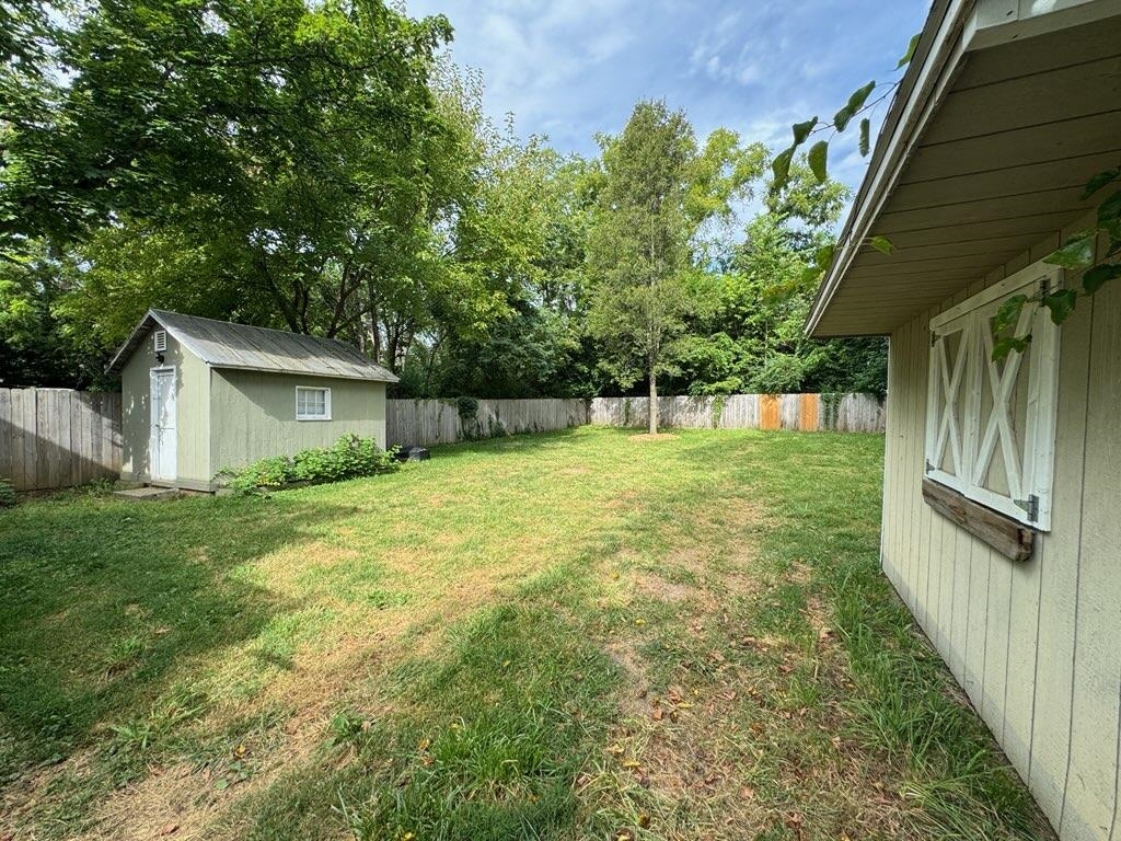 2368 LEE HWY, MOUNT SIDNEY, Virginia 24467, 2 Bedrooms Bedrooms, ,1 BathroomBathrooms,Residential,2368 LEE HWY,667880 MLS # 667880