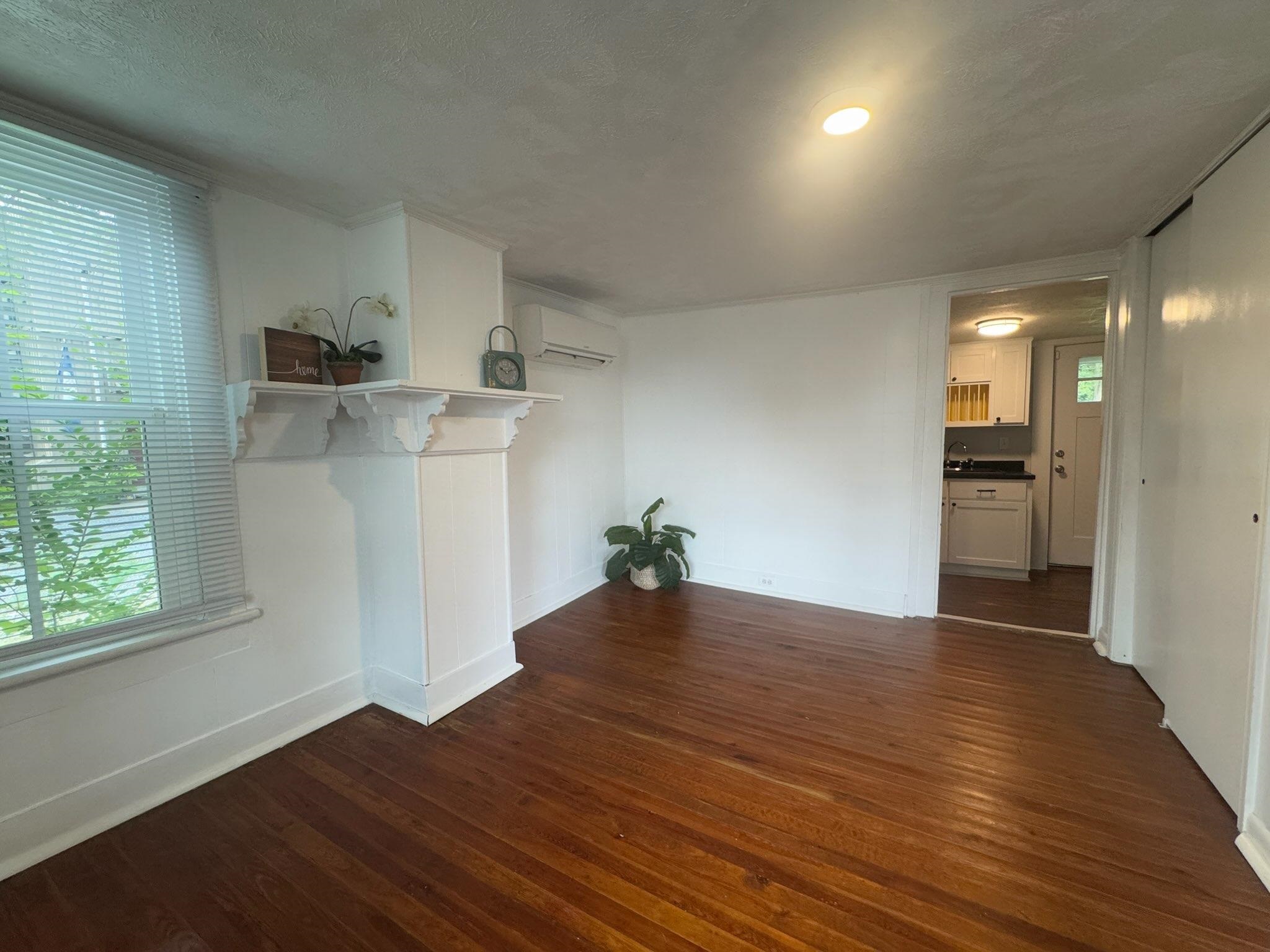 2368 LEE HWY, MOUNT SIDNEY, Virginia 24467, 2 Bedrooms Bedrooms, ,1 BathroomBathrooms,Residential,2368 LEE HWY,667880 MLS # 667880