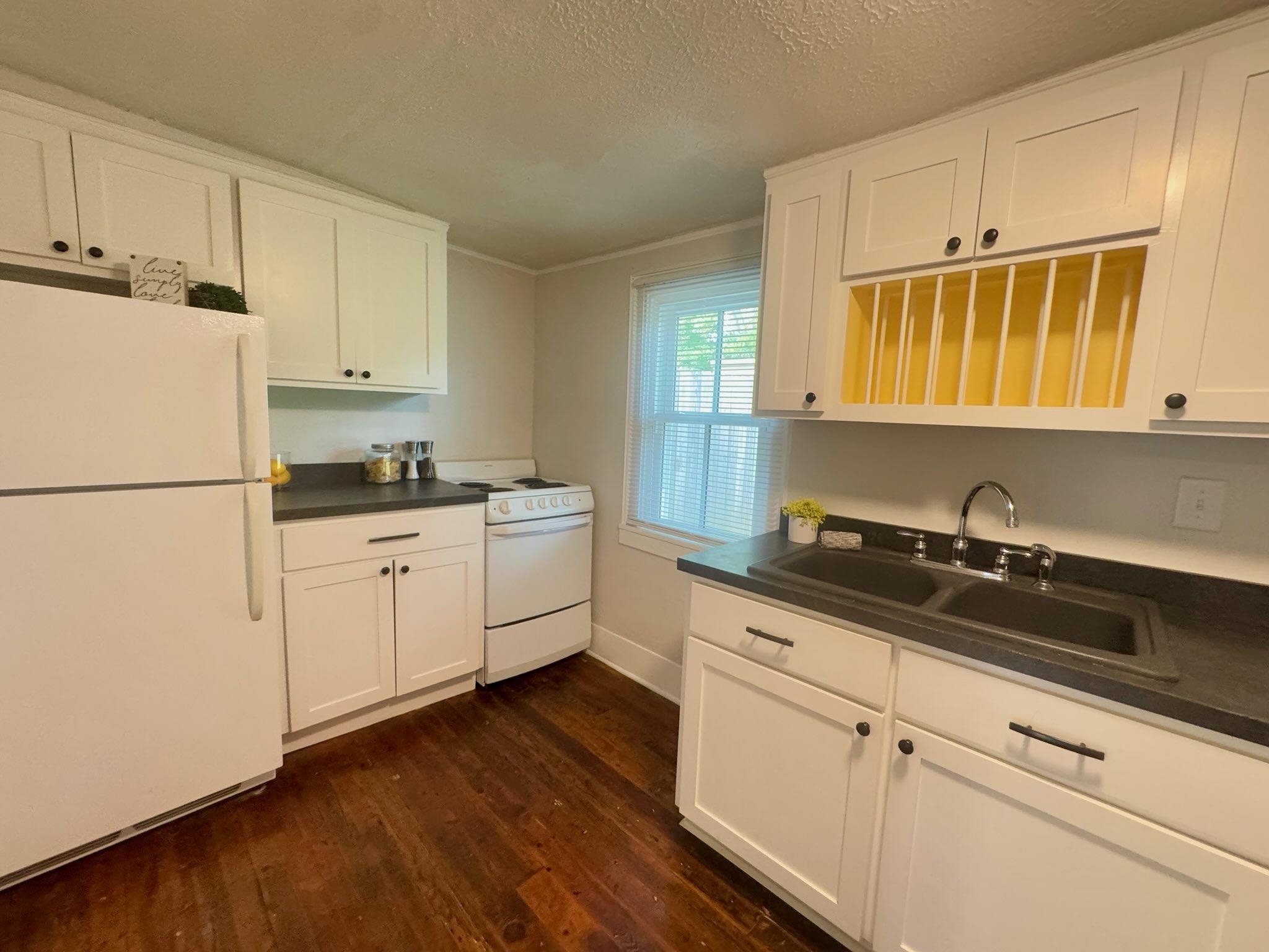 2368 LEE HWY, MOUNT SIDNEY, Virginia 24467, 2 Bedrooms Bedrooms, ,1 BathroomBathrooms,Residential,2368 LEE HWY,667880 MLS # 667880