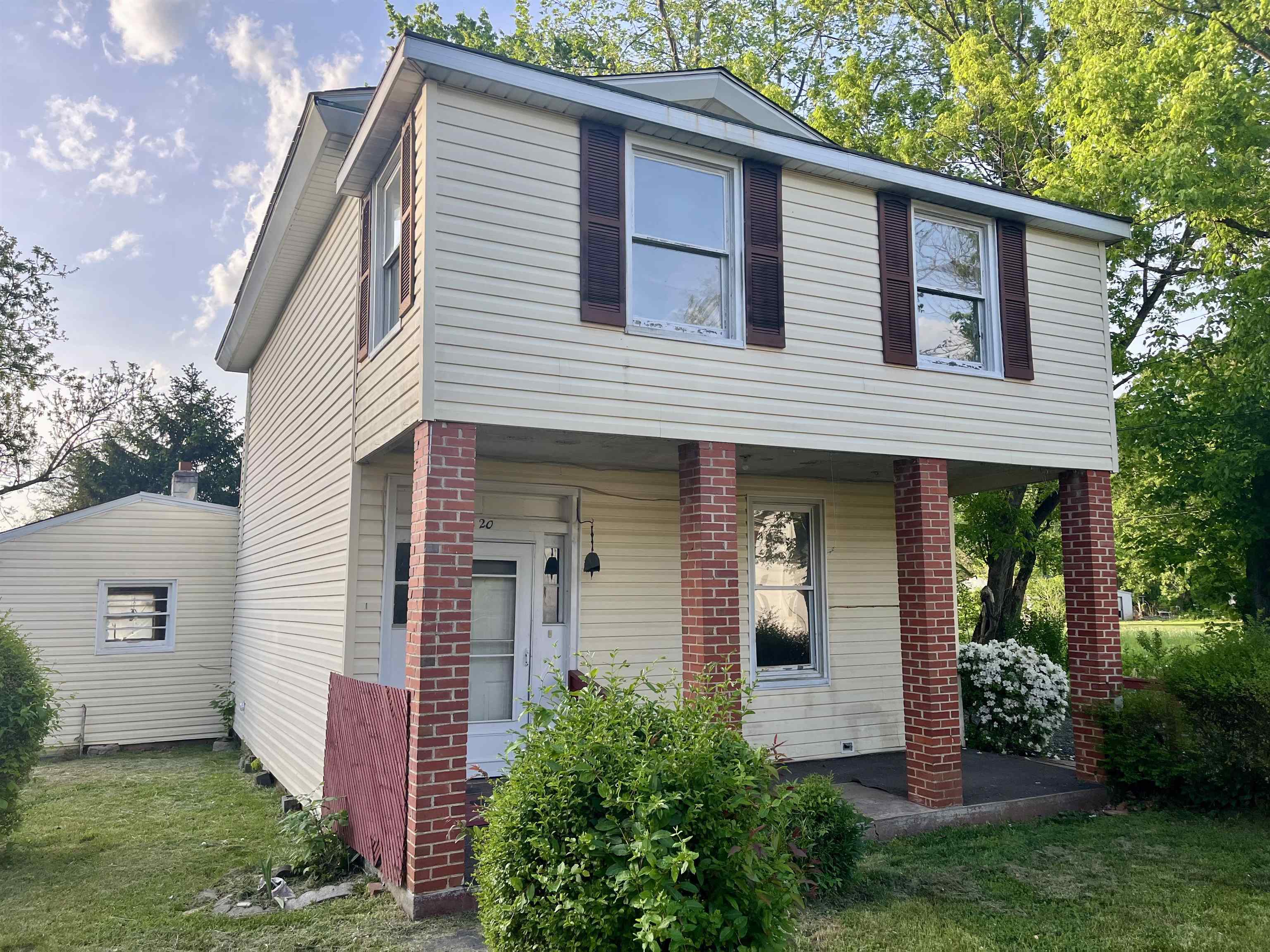 120 CHARLES ST, GORDONSVILLE, Virginia 22942, 3 Bedrooms Bedrooms, ,1 BathroomBathrooms,Residential,120 CHARLES ST,667881 MLS # 667881