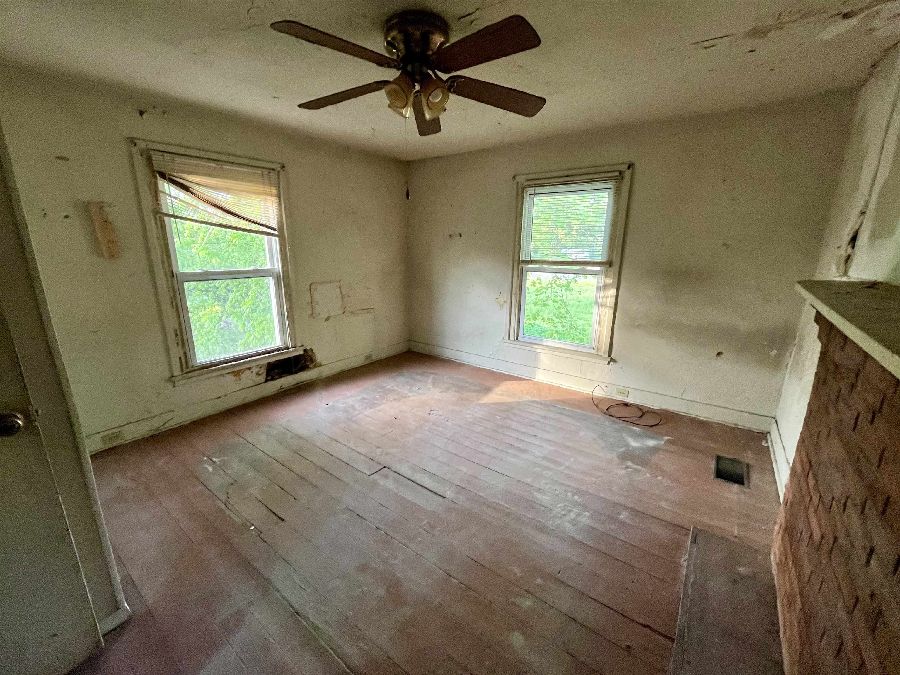 120 CHARLES ST, GORDONSVILLE, Virginia 22942, 3 Bedrooms Bedrooms, ,1 BathroomBathrooms,Residential,120 CHARLES ST,667881 MLS # 667881