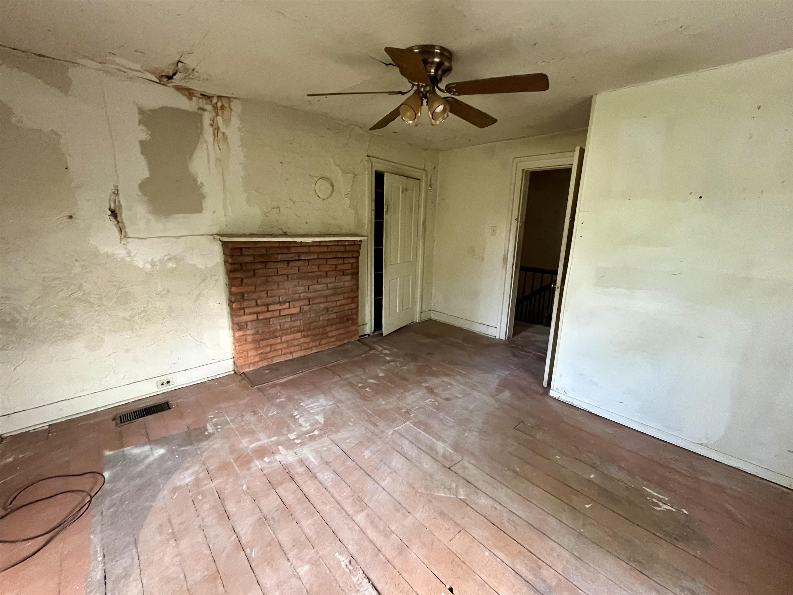 120 CHARLES ST, GORDONSVILLE, Virginia 22942, 3 Bedrooms Bedrooms, ,1 BathroomBathrooms,Residential,120 CHARLES ST,667881 MLS # 667881