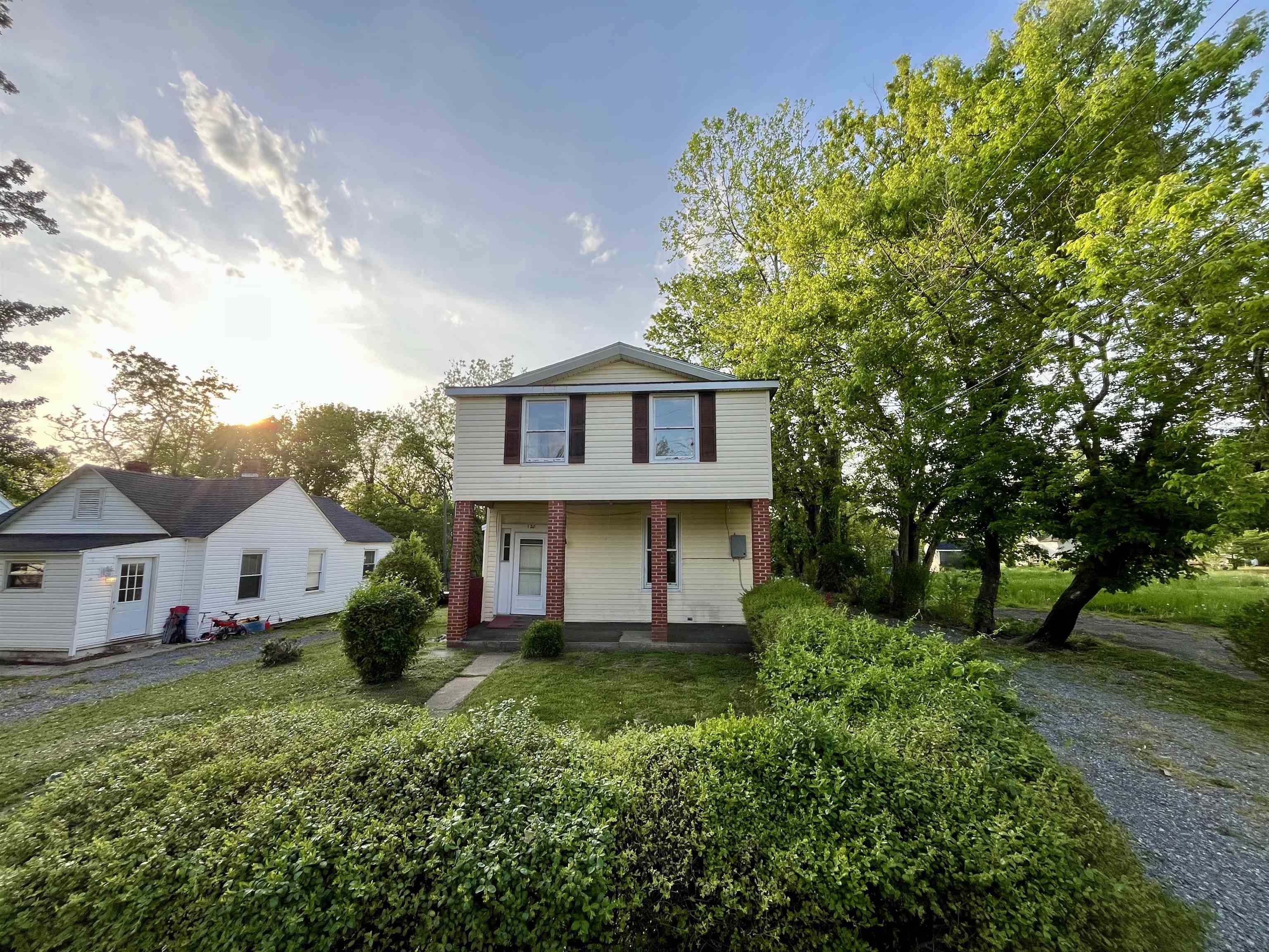 120 CHARLES ST, GORDONSVILLE, Virginia 22942, 3 Bedrooms Bedrooms, ,1 BathroomBathrooms,Residential,120 CHARLES ST,667881 MLS # 667881