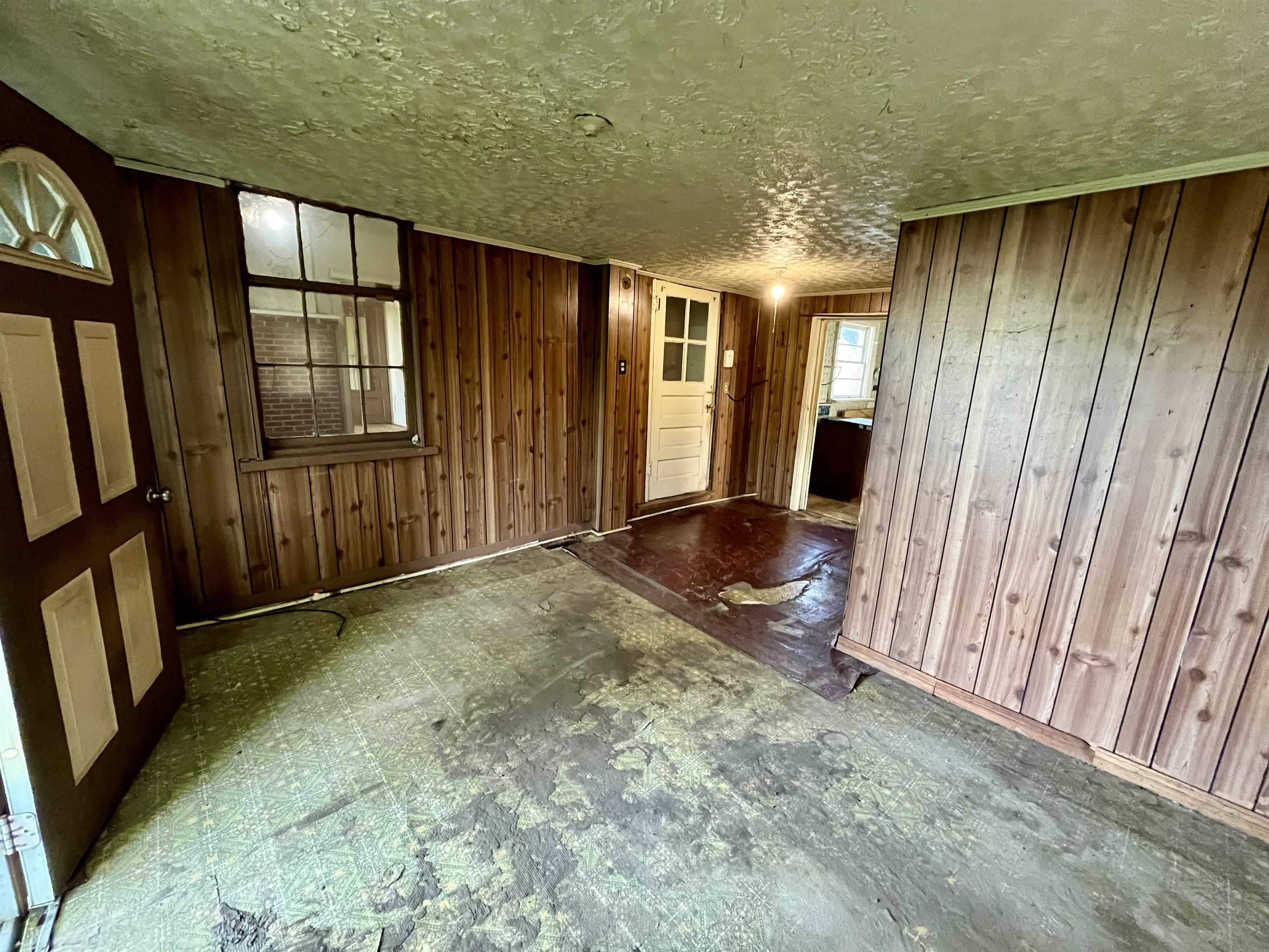 120 CHARLES ST, GORDONSVILLE, Virginia 22942, 3 Bedrooms Bedrooms, ,1 BathroomBathrooms,Residential,120 CHARLES ST,667881 MLS # 667881