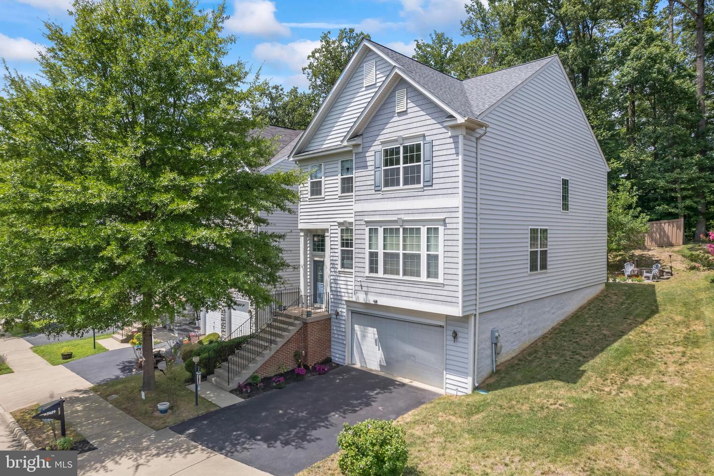 3489 EAGLE RIDGE DR, WOODBRIDGE, Virginia 22191, 4 Bedrooms Bedrooms, ,3 BathroomsBathrooms,Residential,For sale,3489 EAGLE RIDGE DR,VAPW2098540 MLS # VAPW2098540