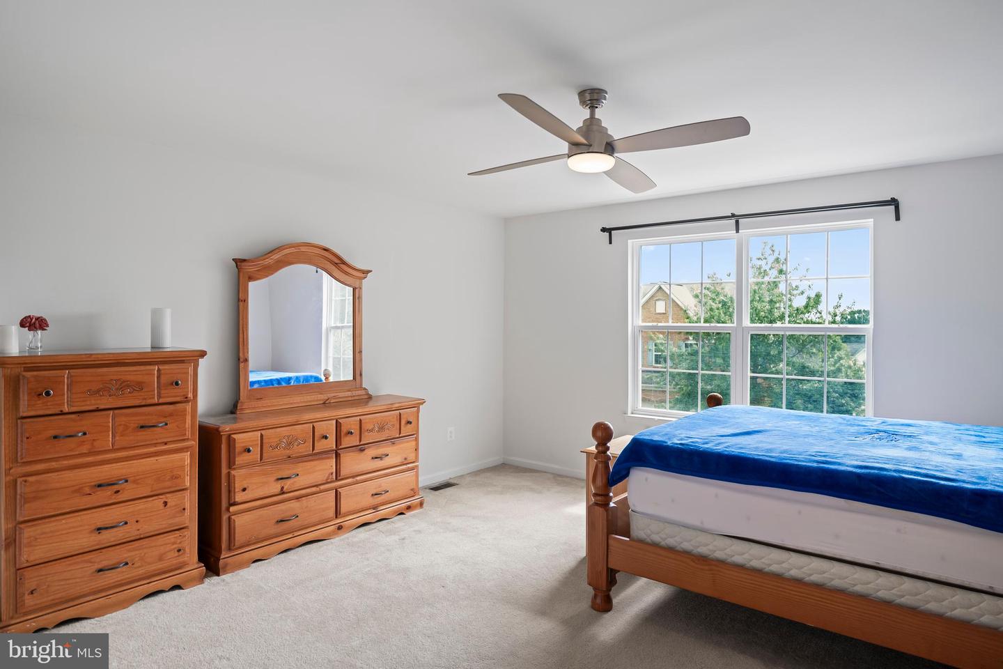 3489 EAGLE RIDGE DR, WOODBRIDGE, Virginia 22191, 4 Bedrooms Bedrooms, ,3 BathroomsBathrooms,Residential,For sale,3489 EAGLE RIDGE DR,VAPW2098540 MLS # VAPW2098540