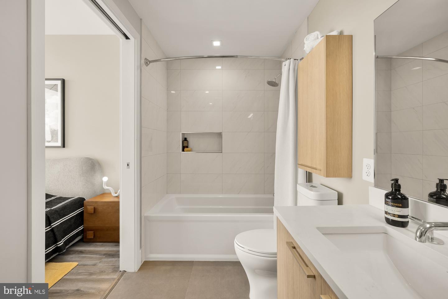 1628 11TH ST NW #309, WASHINGTON, District Of Columbia 20001, 2 Bedrooms Bedrooms, ,2 BathroomsBathrooms,Residential,For sale,1628 11TH ST NW #309,DCDC2209420 MLS # DCDC2209420