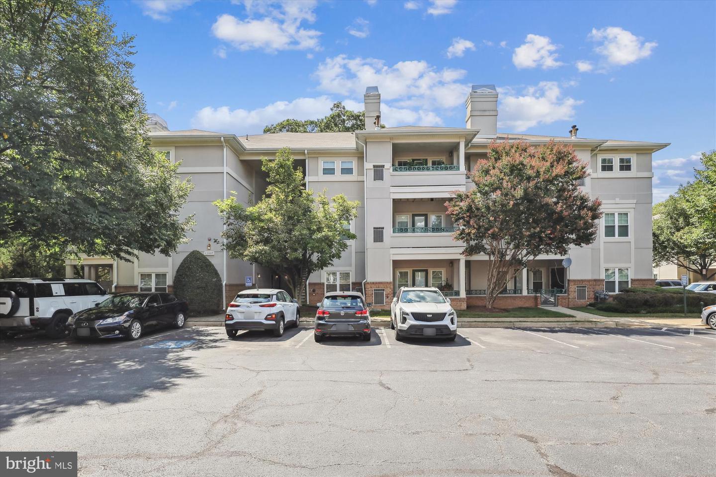 12005 TALIESIN PL #35, RESTON, Virginia 20190, 2 Bedrooms Bedrooms, 5 Rooms Rooms,2 BathroomsBathrooms,Residential,For sale,12005 TALIESIN PL #35,VAFX2254300 MLS # VAFX2254300