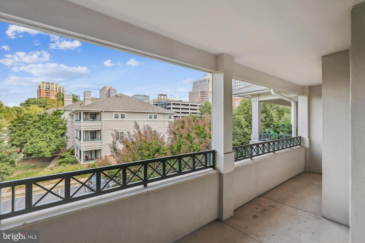 12005 TALIESIN PL #35, RESTON, Virginia 20190, 2 Bedrooms Bedrooms, 5 Rooms Rooms,2 BathroomsBathrooms,Residential,For sale,12005 TALIESIN PL #35,VAFX2254300 MLS # VAFX2254300