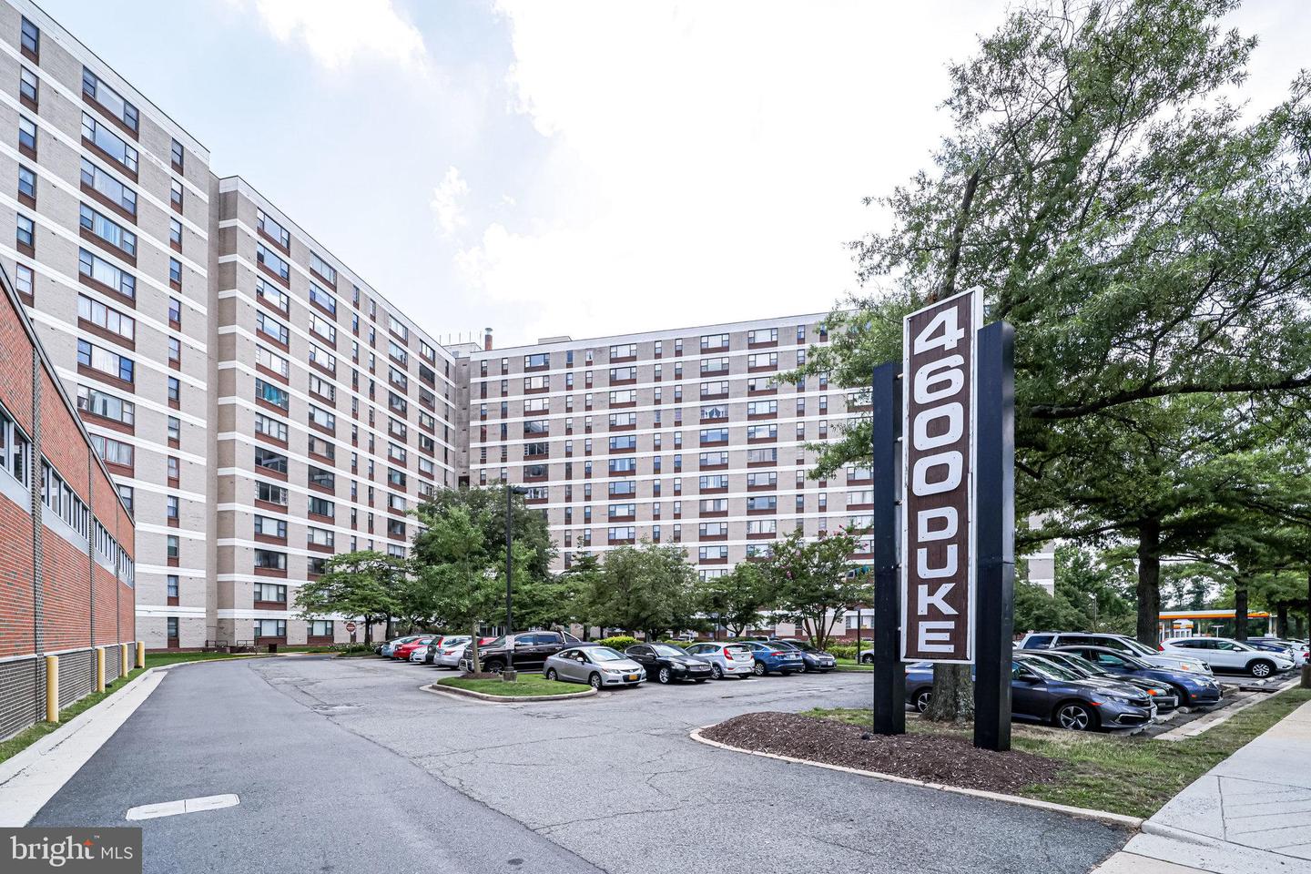 4600 DUKE ST #1305, ALEXANDRIA, Virginia 22304, 2 Bedrooms Bedrooms, ,1 BathroomBathrooms,Residential,For sale,4600 DUKE ST #1305,VAAX2047464 MLS # VAAX2047464