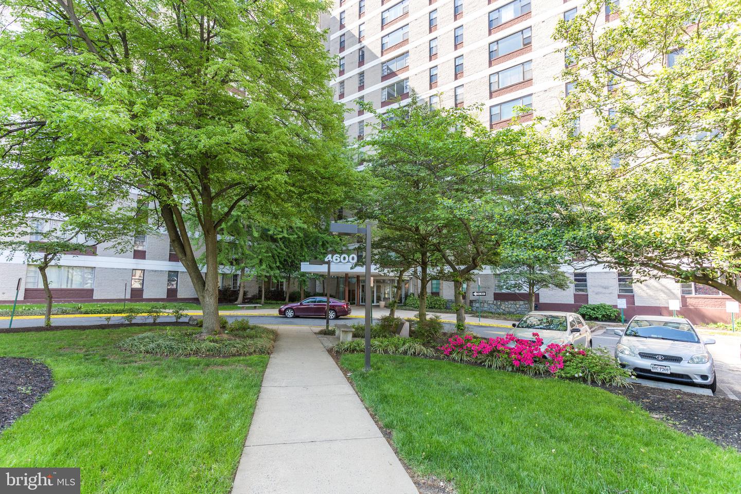 4600 DUKE ST #1305, ALEXANDRIA, Virginia 22304, 2 Bedrooms Bedrooms, ,1 BathroomBathrooms,Residential,For sale,4600 DUKE ST #1305,VAAX2047464 MLS # VAAX2047464
