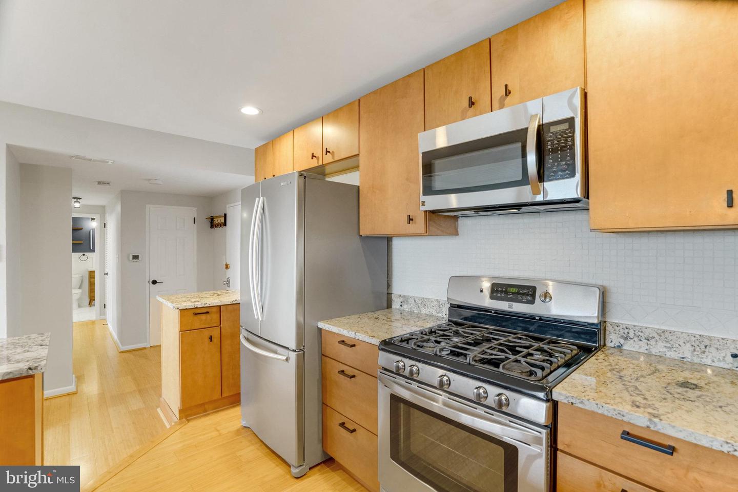 4600 DUKE ST #1305, ALEXANDRIA, Virginia 22304, 2 Bedrooms Bedrooms, ,1 BathroomBathrooms,Residential,For sale,4600 DUKE ST #1305,VAAX2047464 MLS # VAAX2047464