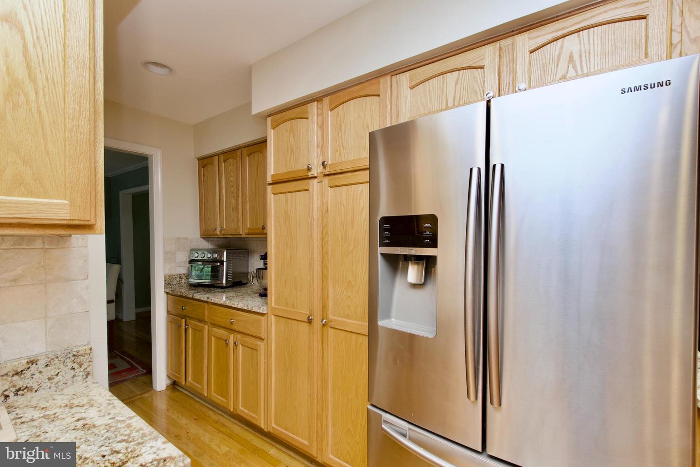 BURKE, Virginia 22015, 4 Bedrooms Bedrooms, ,3 BathroomsBathrooms,Residential,For sale,VAFX2255620 MLS # VAFX2255620