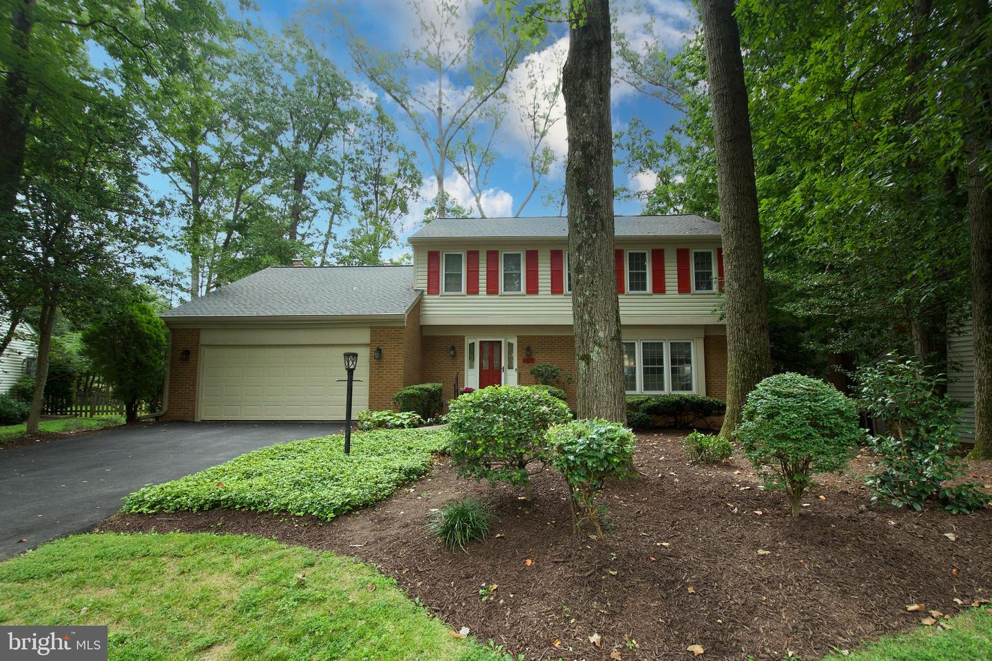 BURKE, Virginia 22015, 4 Bedrooms Bedrooms, ,3 BathroomsBathrooms,Residential,For sale,VAFX2255620 MLS # VAFX2255620