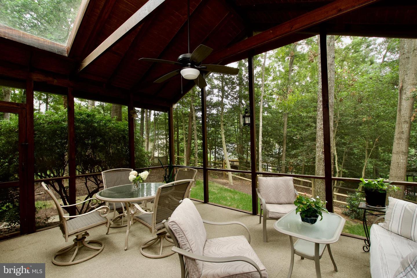 BURKE, Virginia 22015, 4 Bedrooms Bedrooms, ,3 BathroomsBathrooms,Residential,For sale,VAFX2255620 MLS # VAFX2255620