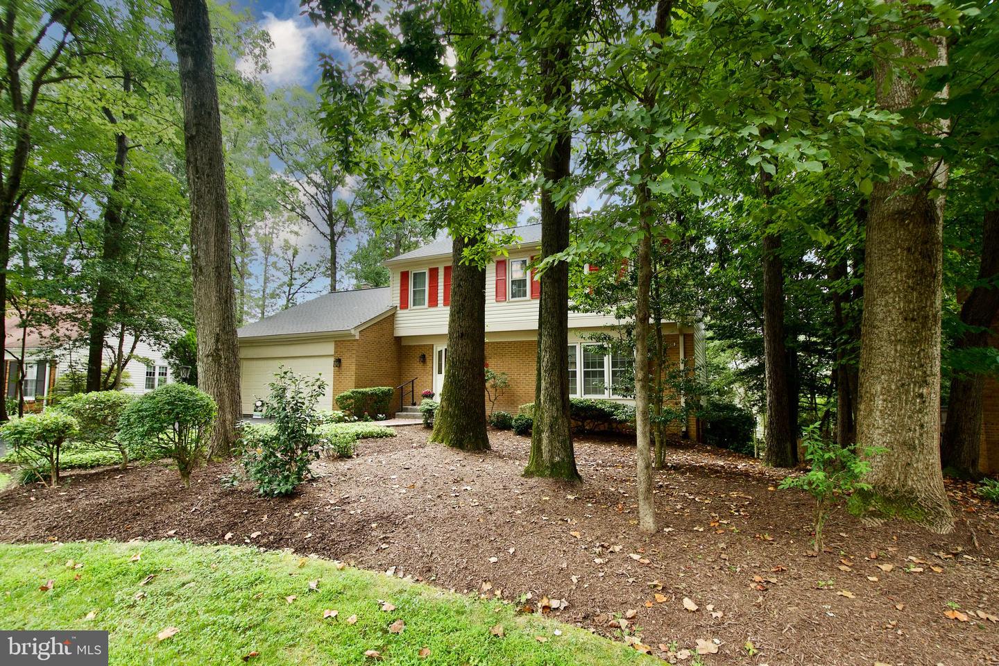 BURKE, Virginia 22015, 4 Bedrooms Bedrooms, ,3 BathroomsBathrooms,Residential,For sale,VAFX2255620 MLS # VAFX2255620