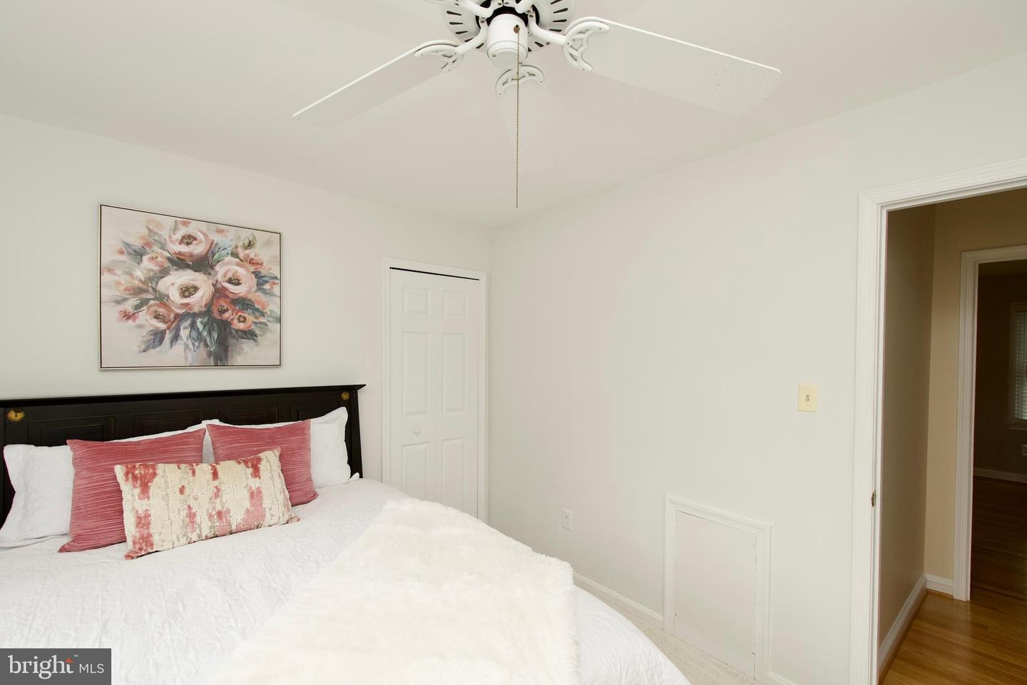 BURKE, Virginia 22015, 4 Bedrooms Bedrooms, ,3 BathroomsBathrooms,Residential,For sale,VAFX2255620 MLS # VAFX2255620