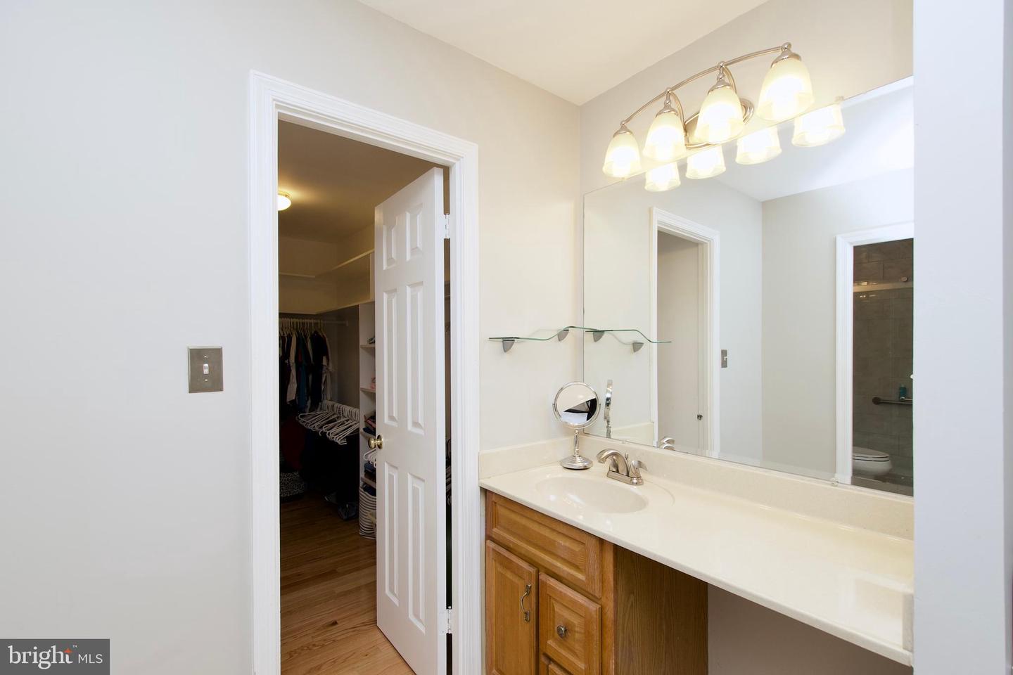 BURKE, Virginia 22015, 4 Bedrooms Bedrooms, ,3 BathroomsBathrooms,Residential,For sale,VAFX2255620 MLS # VAFX2255620