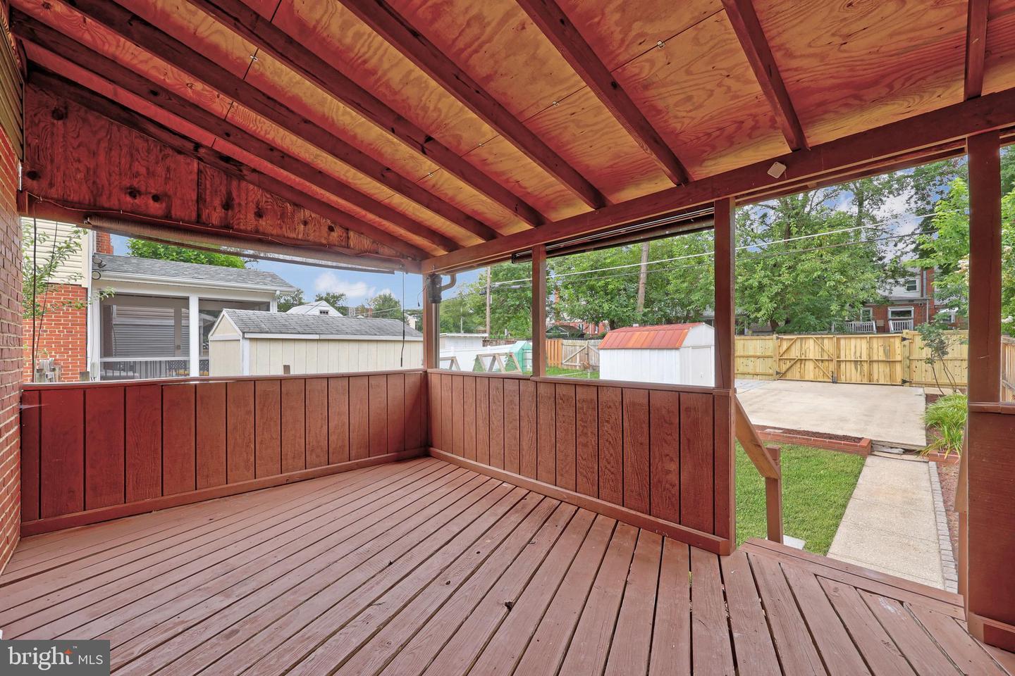 2109 ARLINGTON TER, ALEXANDRIA, Virginia 22303, 2 Bedrooms Bedrooms, ,2 BathroomsBathrooms,Residential,For sale,2109 ARLINGTON TER,VAFX2256464 MLS # VAFX2256464