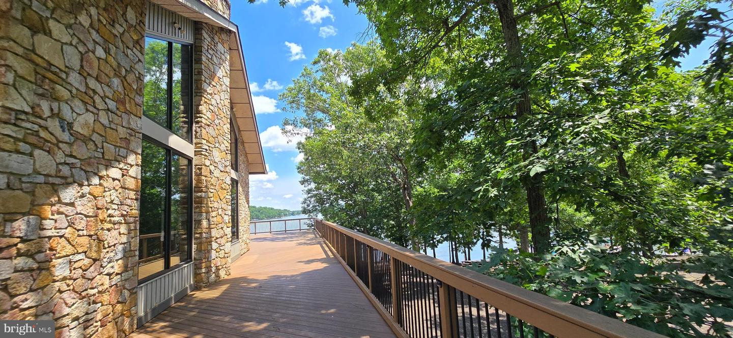 514 SLEIGH DR, CROSS JUNCTION, Virginia 22625, 4 Bedrooms Bedrooms, 12 Rooms Rooms,2 BathroomsBathrooms,Residential,For sale,514 SLEIGH DR,VAFV2035642 MLS # VAFV2035642