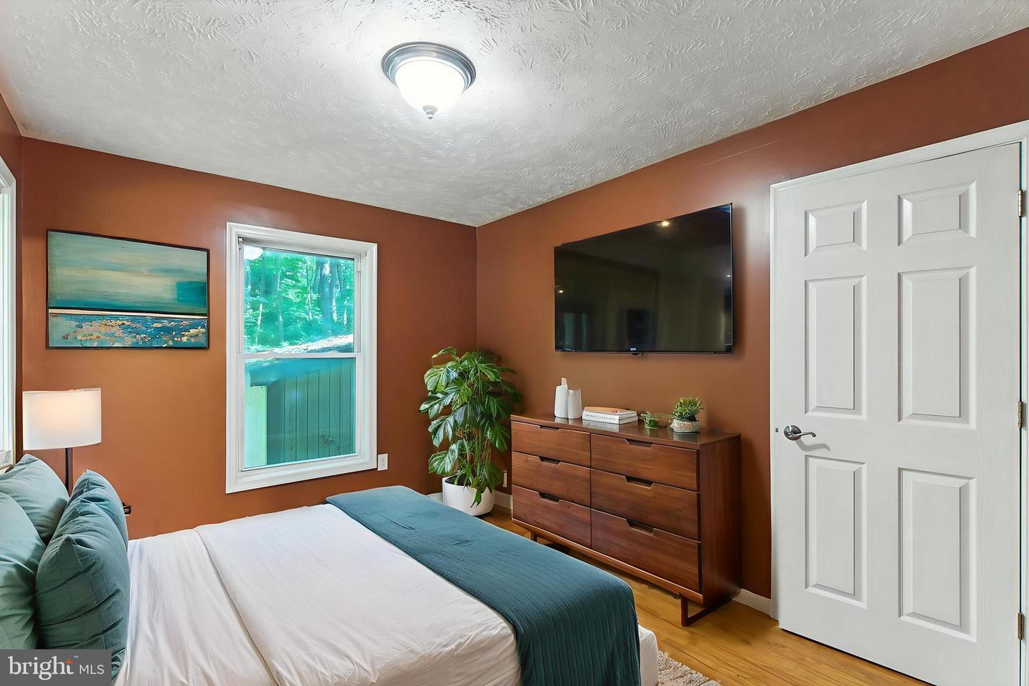106 INCA RD, LINDEN, Virginia 22642, 2 Bedrooms Bedrooms, ,1 BathroomBathrooms,Residential,For sale,106 INCA RD,VAWR2011822 MLS # VAWR2011822