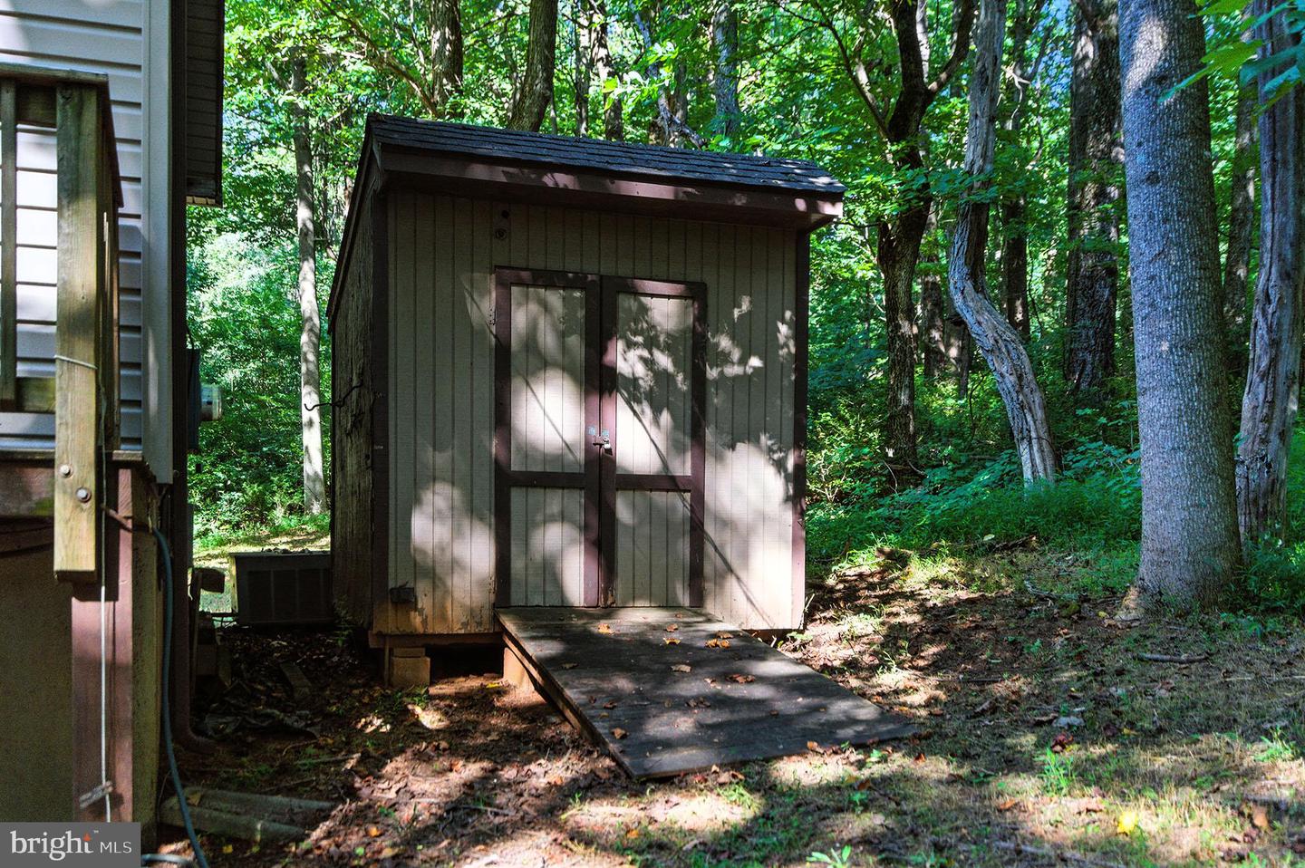 106 INCA RD, LINDEN, Virginia 22642, 2 Bedrooms Bedrooms, ,1 BathroomBathrooms,Residential,For sale,106 INCA RD,VAWR2011822 MLS # VAWR2011822