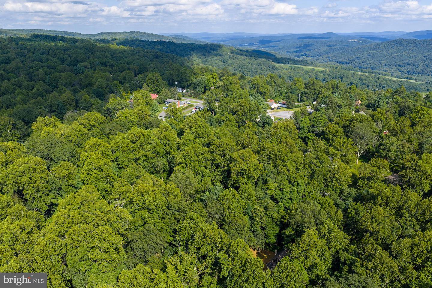 106 INCA RD, LINDEN, Virginia 22642, 2 Bedrooms Bedrooms, ,1 BathroomBathrooms,Residential,For sale,106 INCA RD,VAWR2011822 MLS # VAWR2011822